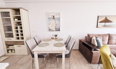 Resale - House - Torrevieja - La siesta