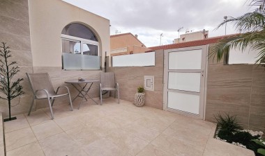 Resale - House - Torrevieja - La siesta