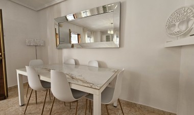 Resale - Bungalow - Torrevieja - Costa Blanca