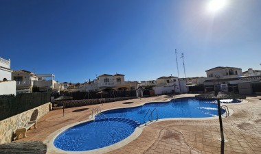 Odsprzedaż - Bungalow - Torrevieja - Costa Blanca