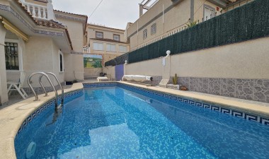 Reventa - Villa - Villamartin - Costa Blanca