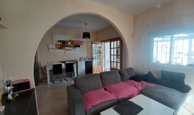 Resale - House - Los Balcones - Costa Blanca