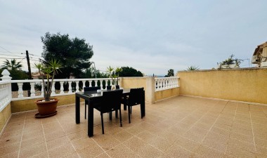 Återförsäljning - Villa - Torrevieja - Los Balcones - Los Altos del Edén