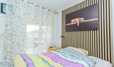 Resale - Apartment / flat - Torrevieja - Acequion