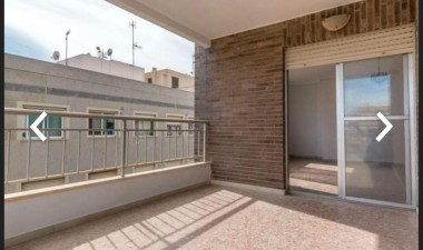 Wiederverkauf - Wohnung - Torrevieja - Playa del Cura