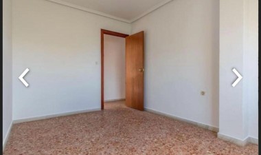 Wiederverkauf - Wohnung - Torrevieja - Playa del Cura