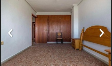 Resale - Apartment / flat - Torrevieja - Playa del Cura