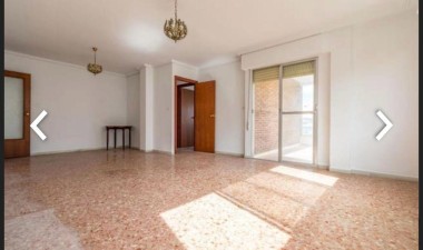 Resale - Apartment / flat - Torrevieja - Playa del Cura