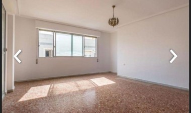 Wiederverkauf - Wohnung - Torrevieja - Playa del Cura