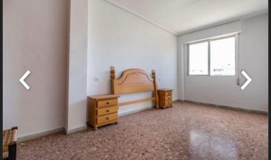 Wiederverkauf - Wohnung - Torrevieja - Playa del Cura