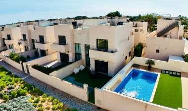 Resale - Villa - Orihuela Costa - Los Dolses