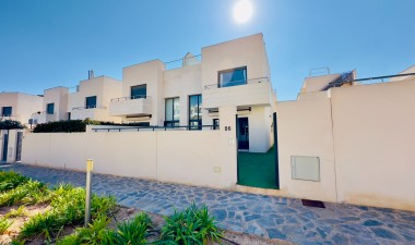 Återförsäljning - Villa - Orihuela Costa - Los Dolses