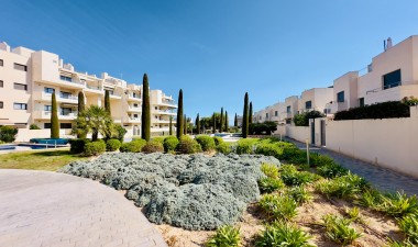 Återförsäljning - Villa - Orihuela Costa - Los Dolses