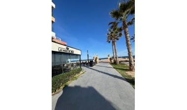 Resale - Apartment / flat - La Mata - Costa Blanca