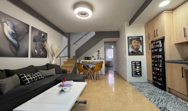 Resale - Apartment / flat - La Mata - Costa Blanca