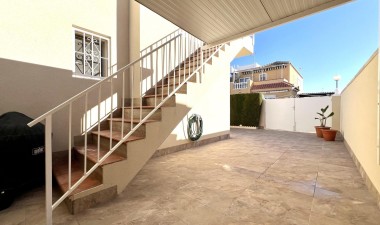 Resale - Villa - Torrevieja - Paraje Natural