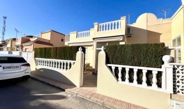 Resale - Villa - Torrevieja - Paraje Natural