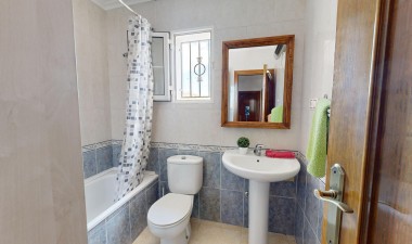 Wiederverkauf - Villa - Torrevieja - Aguas nuevas 1