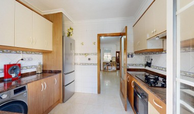 Wiederverkauf - Villa - Torrevieja - Aguas nuevas 1