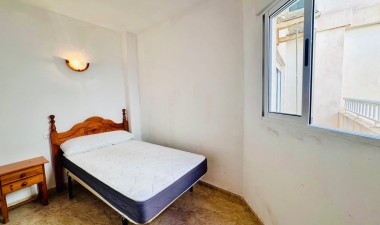 Resale - Apartment / flat - Guardamar del Segura - Pueblo