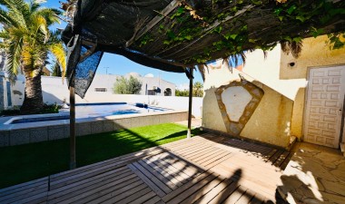 Resale - House - Torrevieja - Los balcones