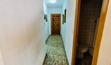 Resale - Apartment / flat - Torrevieja - torrevieja