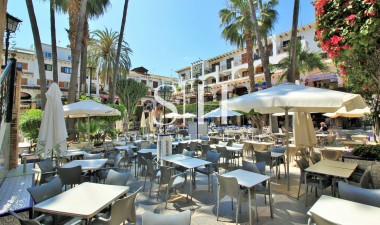 Resale - Apartment / flat - Orihuela Costa - Villamartin