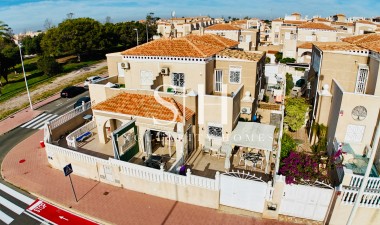Resale - House - Torrevieja - aguas nuevas