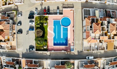 Resale - House - Torrevieja - aguas nuevas