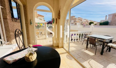 Resale - House - Torrevieja - aguas nuevas