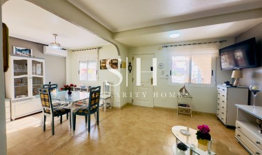 Resale - House - Torrevieja - aguas nuevas