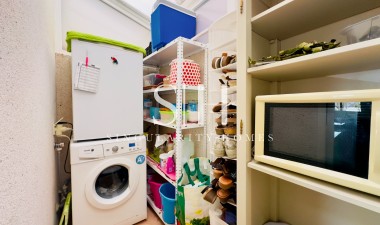 Resale - House - Torrevieja - aguas nuevas