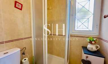 Resale - House - Torrevieja - aguas nuevas