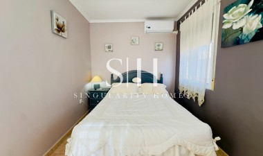 Resale - House - Torrevieja - aguas nuevas