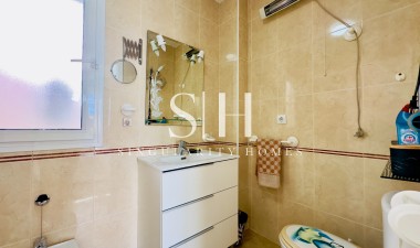 Resale - House - Torrevieja - aguas nuevas