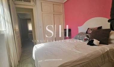 Resale - Villa - Guardamar del Segura - Campomar