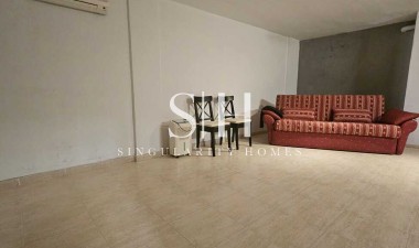 Resale - Villa - Guardamar del Segura - Campomar