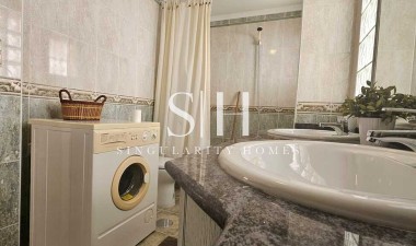 Resale - Villa - Guardamar del Segura - Campomar