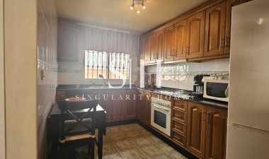 Resale - Villa - Guardamar del Segura - Campomar