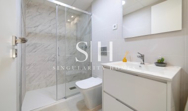 Новое здание - Квартира / квартира - Torrevieja - Punta prima