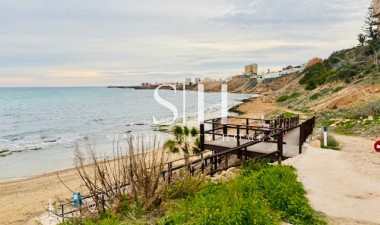 Resale - House - Torrevieja - Cabo Cervera