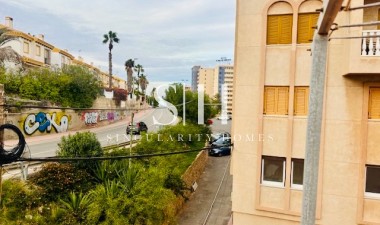 Resale - House - Torrevieja - Cabo Cervera