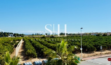 Herverkoop - Huis - Torrevieja - Los balcones