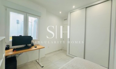 Herverkoop - Huis - Torrevieja - Los balcones