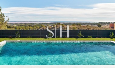 Новое здание - Villa - San Miguel de Salinas - Cerro del Sol