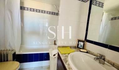 Resale - Apartment / flat - Torrevieja - Los Frutales