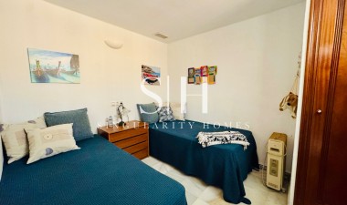 Resale - Apartment / flat - Torrevieja - Los Frutales