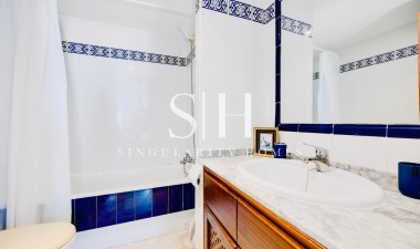 Resale - Apartment / flat - Torrevieja - Los Frutales