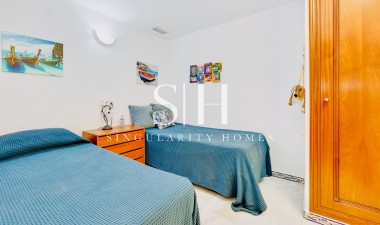 Resale - Apartment / flat - Torrevieja - Los Frutales