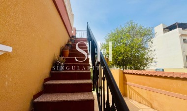 Herverkoop - Huis - Torrevieja - aguas nuevas